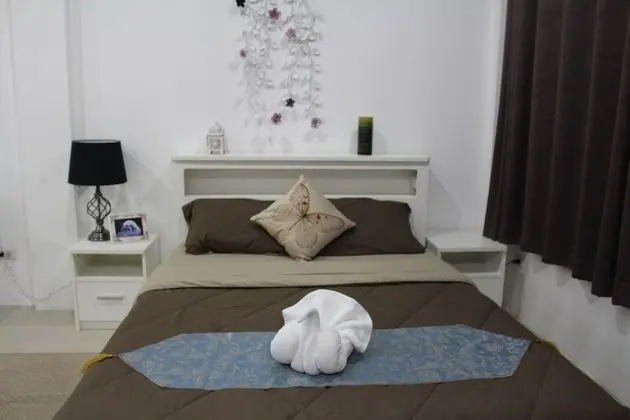 1-Bedroom Apartment