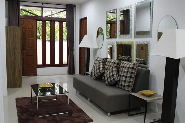 1-Bedroom Apartment