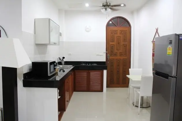 1-Bedroom Apartment