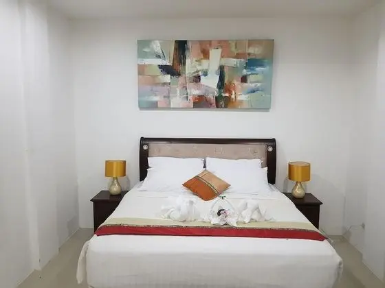 2-Bedroom Apartment