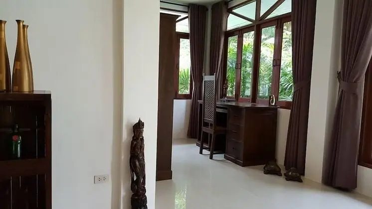2-Bedroom Apartment