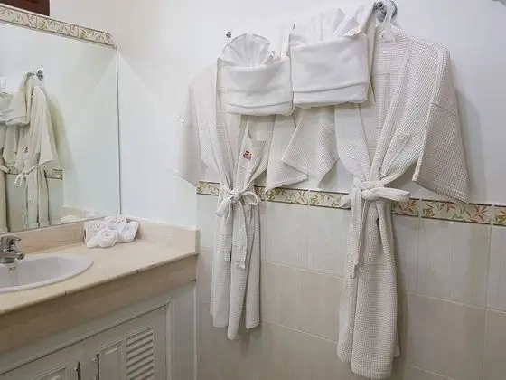 2-Bedroom Apartment