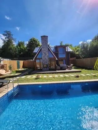Basic Bungalov