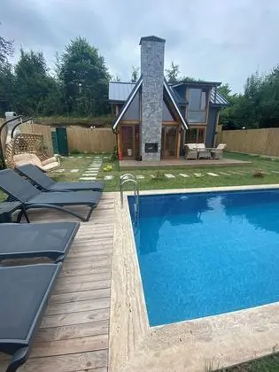 Basic Bungalov