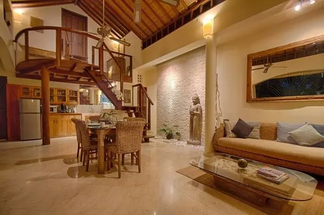 Family Villa, 2 Yatak Odası, Kişiye Özel Havuzlu, Bahçe Manzaralı