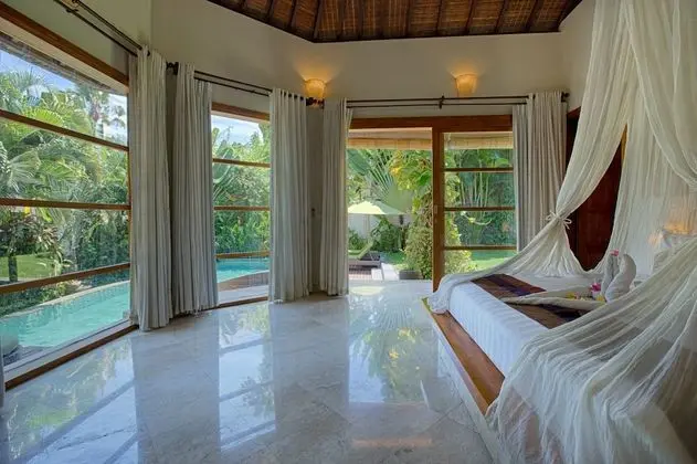 Family Villa, 3 Yatak Odası, Kişiye Özel Havuzlu