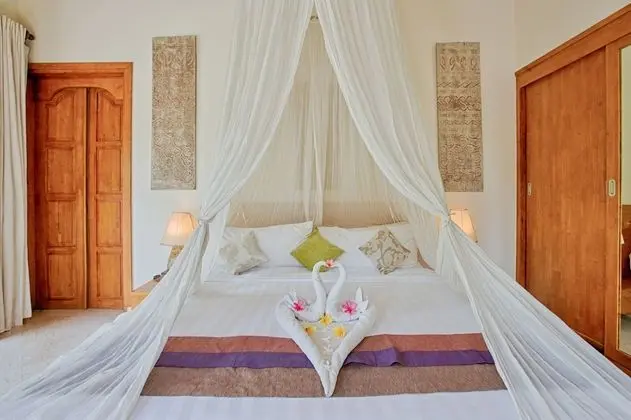 Family Villa, 3 Yatak Odası, Kişiye Özel Havuzlu