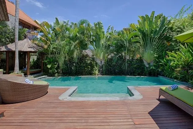 Family Villa, 3 Yatak Odası, Kişiye Özel Havuzlu