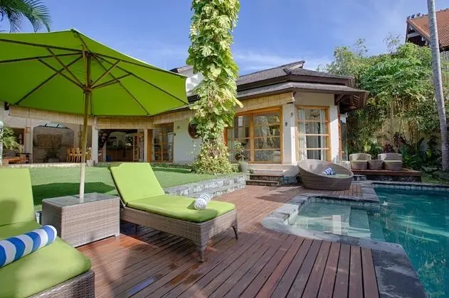 Family Villa, 3 Yatak Odası, Kişiye Özel Havuzlu