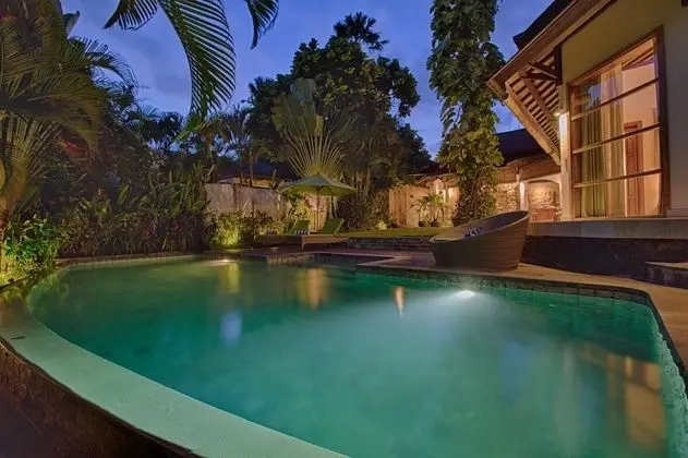 Family Villa, 3 Yatak Odası, Kişiye Özel Havuzlu