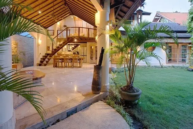 Family Villa, 3 Yatak Odası, Kişiye Özel Havuzlu