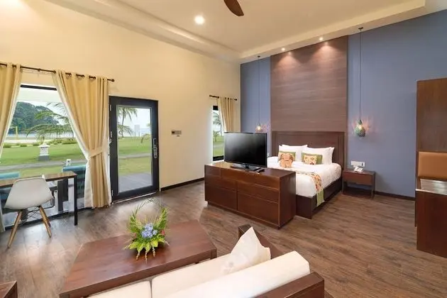Sea View Chalet