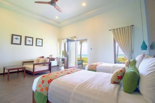 Sea View Chalet