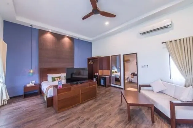 Sea View Chalet