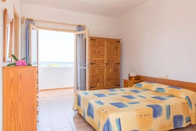 Basic Tek Büyük veya İki Ayrı Yataklı Oda, Balkon