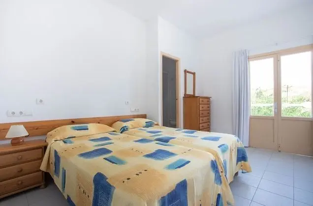 Basic Tek Büyük veya İki Ayrı Yataklı Oda, Balkon