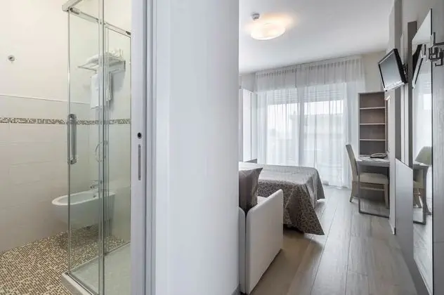 Superior Tek Büyük veya İki Ayrı Yataklı Oda