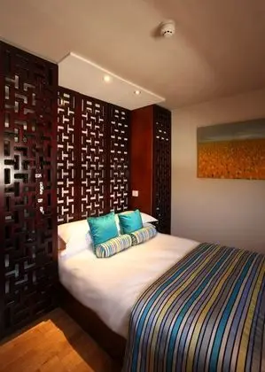 Executive Tek Büyük Yataklı Oda