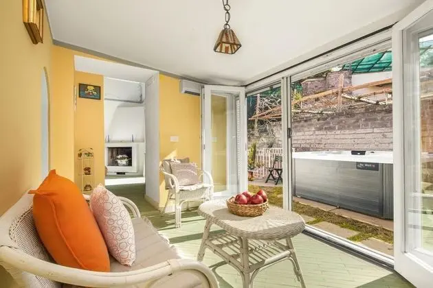 Villa, Sigara İçilebilir