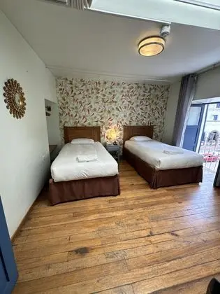 İki Ayrı Yataklı Oda, 2 Tek Kişilik Yatak