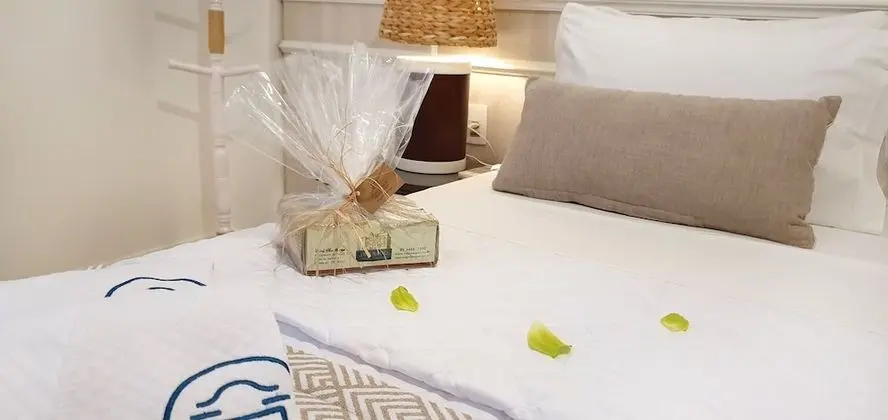 Romantic Tek Büyük Yataklı Oda, 1 Büyük (Queen) Boy Yatak, Balkon, Havuz Kenarı