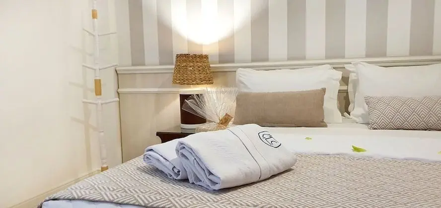 Romantic Tek Büyük Yataklı Oda, 1 Büyük (Queen) Boy Yatak, Balkon, Havuz Kenarı