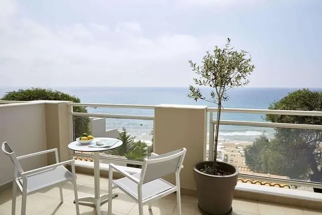 Junior Suite with Balcony and Panoramic Sea View