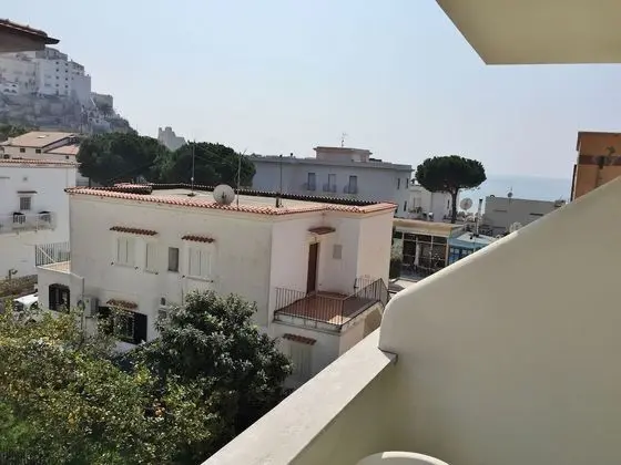 Comfort Tek Büyük veya İki Ayrı Yataklı Oda