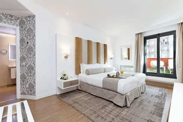 Premium Büyük Yataklı Tek Kişilik Oda (Temática)