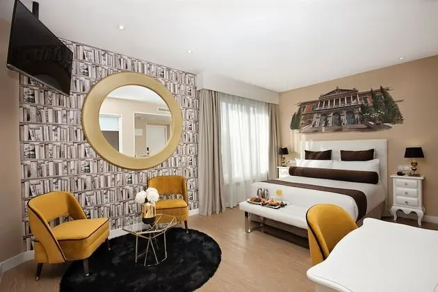 Premium Büyük Yataklı Tek Kişilik Oda (Temática)