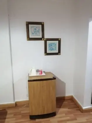 Tek Büyük veya İki Ayrı Yataklı Oda (Double or Twin Room)