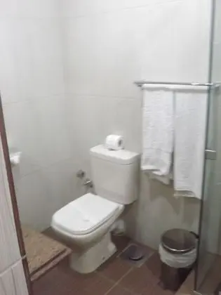 Tek Büyük veya İki Ayrı Yataklı Oda (Double or Twin Room)