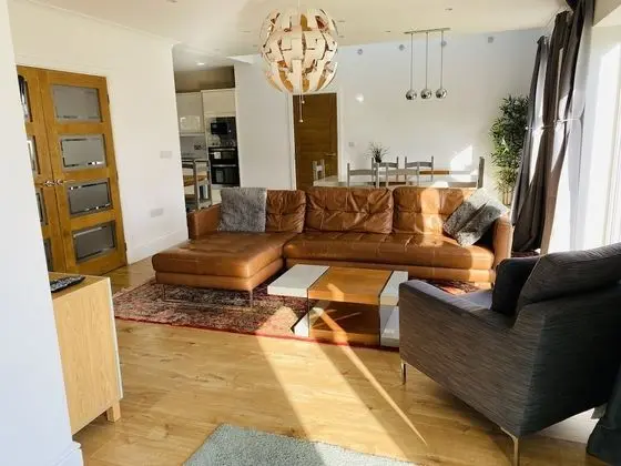 Luxury Ev, Banyolu/Duşlu