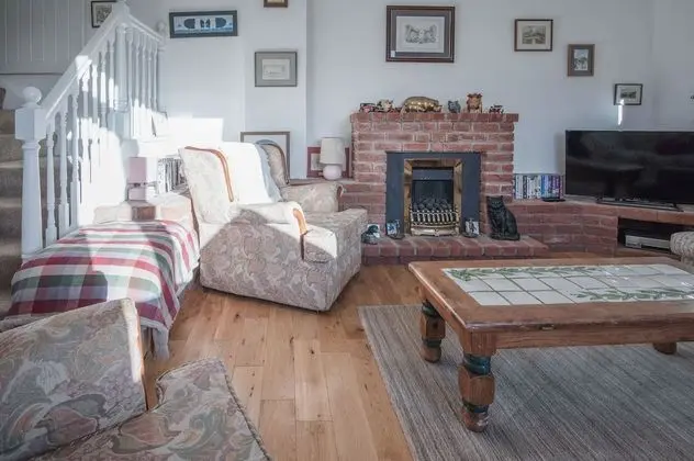 Ev (4 Bedrooms)