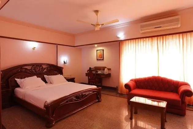 Luxury Deluxe AC