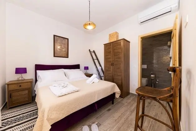 Traditional Villa, 5 Yatak Odası, Kişiye Özel Havuzlu, Deniz Manzaralı