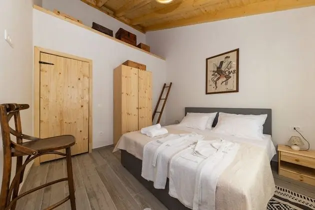 Traditional Villa, 5 Yatak Odası, Kişiye Özel Havuzlu, Deniz Manzaralı