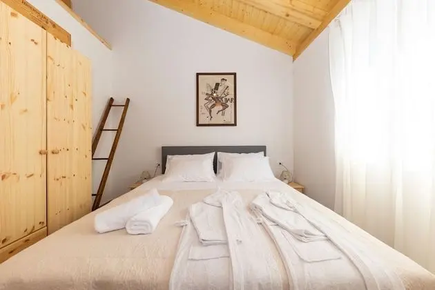 Traditional Villa, 5 Yatak Odası, Kişiye Özel Havuzlu, Deniz Manzaralı