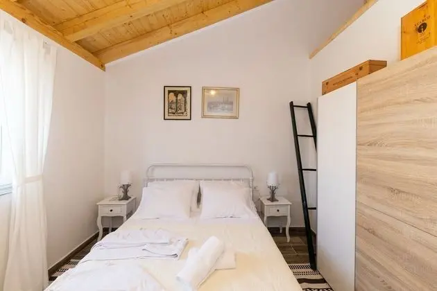 Traditional Villa, 5 Yatak Odası, Kişiye Özel Havuzlu, Deniz Manzaralı