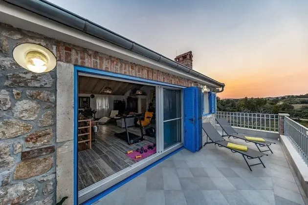 Traditional Villa, 5 Yatak Odası, Kişiye Özel Havuzlu, Deniz Manzaralı