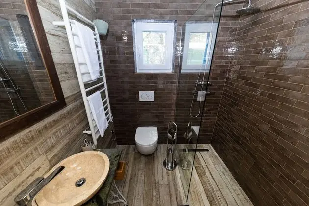 Traditional Villa, 5 Yatak Odası, Kişiye Özel Havuzlu, Deniz Manzaralı