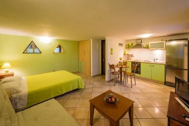 Comfort Apart Daire (Green)