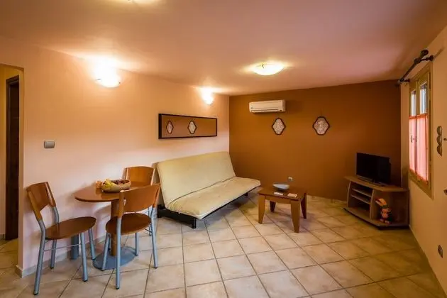 Comfort Ev (Apricot)