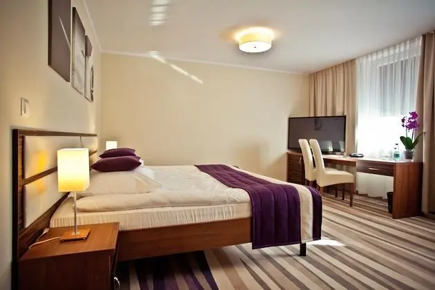 Junior Suit Standard