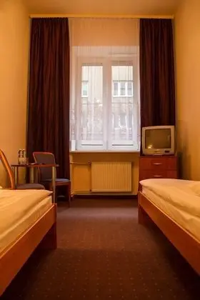 Economy Tek Büyük Yataklı Oda, Ortak Banyo