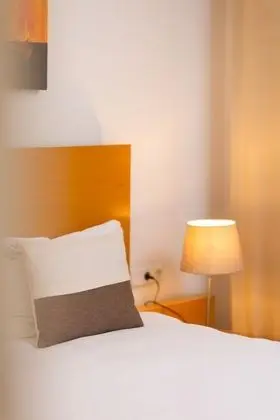 Standart Oda, Şehir Manzaralı