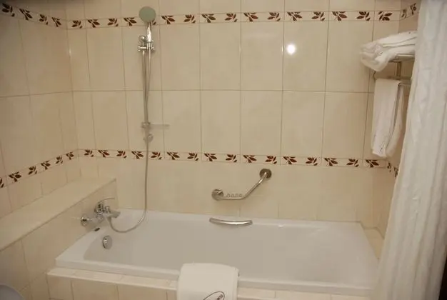 Executive Üç Kişilik Oda