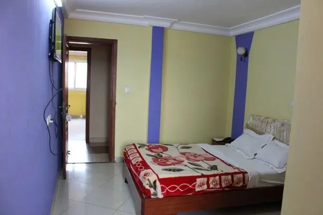 Standard Tek Büyük Yataklı Oda