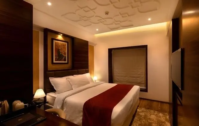 Deluxe Tek Büyük Yataklı Oda
