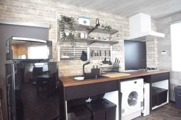 Basic Ev, Sigara İçilmez